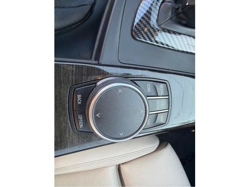 Used 2018 BMW 330i Sedan RWD image 17
