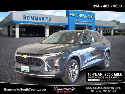 New 2026 Chevrolet Trax LT w/ Driver Confidence Package