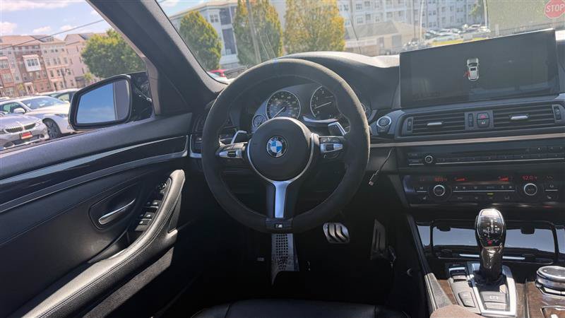 Used 2014 BMW 535i xDrive w/ M Sport Package AWD/4WD image 25