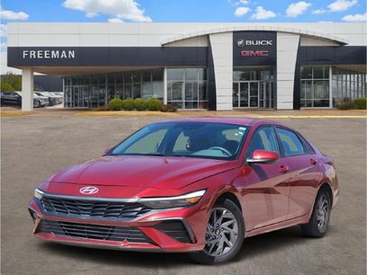 Used 2024 Hyundai Elantra SEL