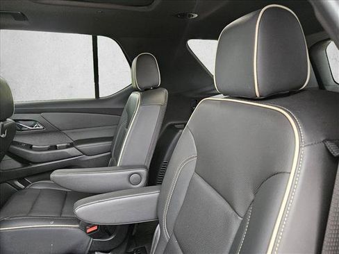 Used 2023 Chevrolet Traverse Premier w/ Redline Edition FWD image 20