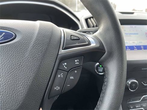 Used 2020 Ford Edge SEL w/ Convenience Package image 26