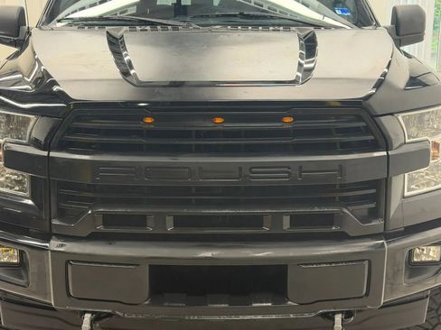 Used 2017 Ford F150 XLT w/ Equipment Group 302A Luxury AWD/4WD image 5