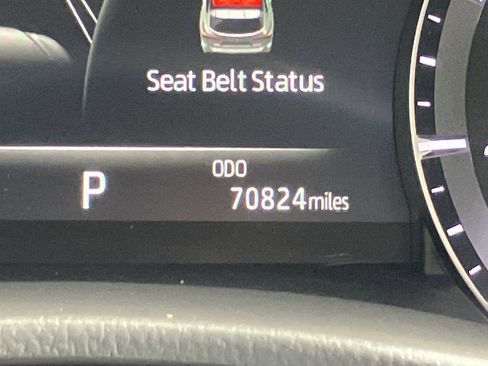 Used 2021 Toyota Highlander XLE image 20