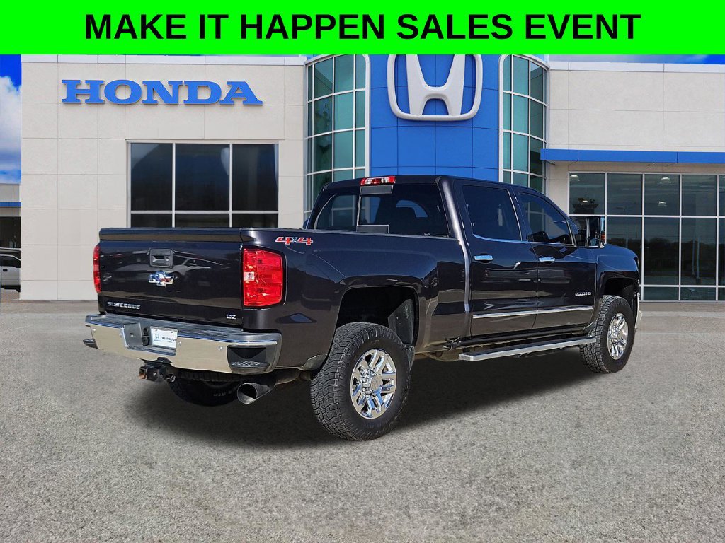 Used 2016 Chevrolet Silverado 2500 LTZ w/ Duramax Plus Package AWD/4WD image 3