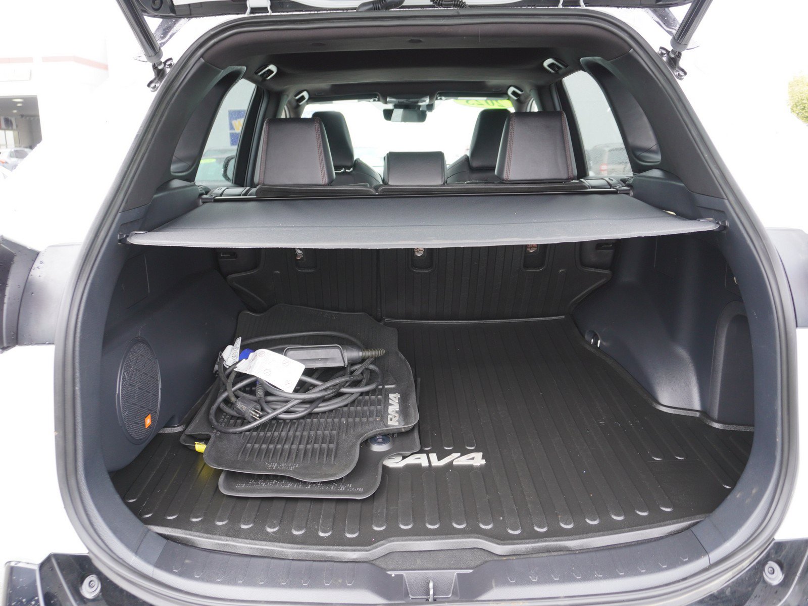 Used 2023 Toyota RAV4 XSE w/ Weather Package AWD/4WD image 13