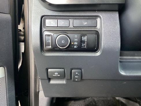 Used 2023 Ford F250 Lariat w/ Chrome Package image 61