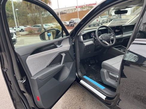 New 2026 Volkswagen Tiguan S image 4