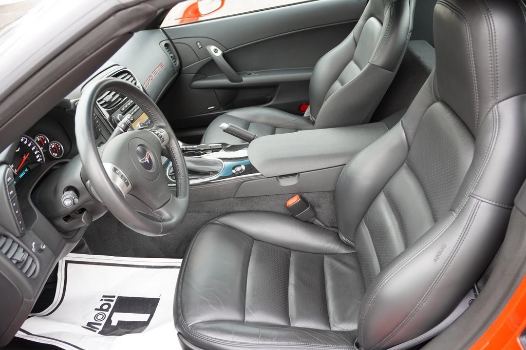 Used 2011 Chevrolet Corvette Grand Sport w/ Preferred Equipment Group RWD image 16