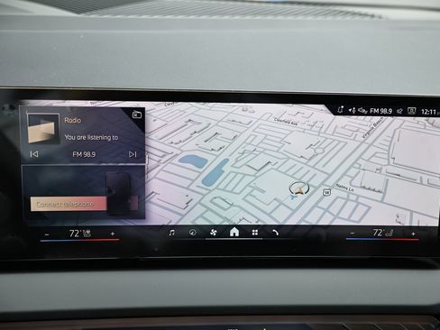 Used 2025 BMW X3 xDrive30i w/ Premium Package image 38