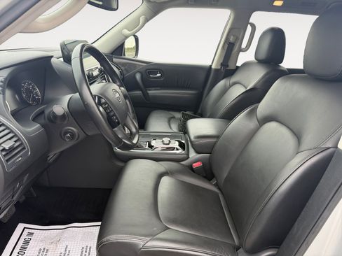 Used 2023 Nissan Armada SV image 24