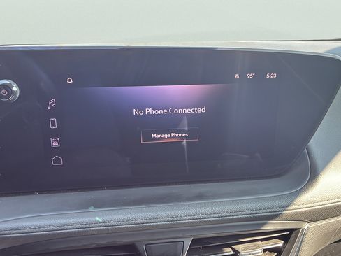 Used 2025 Buick Encore GX Preferred FWD image 33