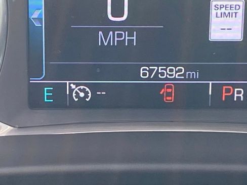 Used 2017 GMC Acadia SLT FWD image 14