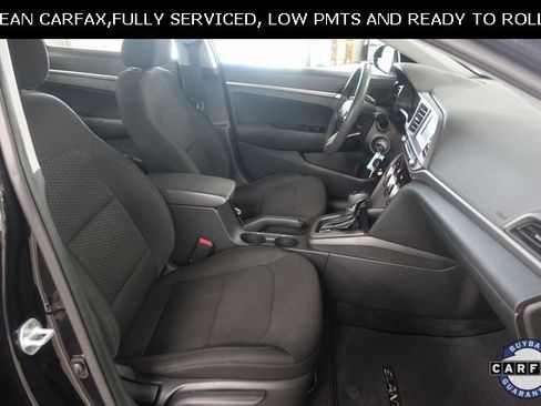 Used 2019 Hyundai Elantra SE w/ Cargo Package image 24