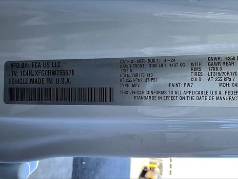 Used 2024 Jeep Wrangler Unlimited Rubicon image 30