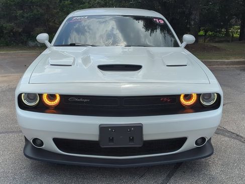 Used 2019 Dodge Challenger R/T Scat Pack RWD image 2