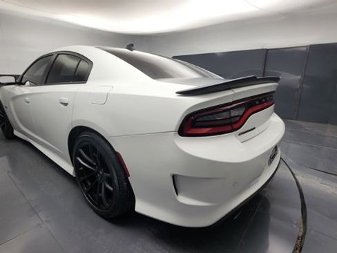 Used 2023 Dodge Charger Scat Pack w/ Dynamics Package image 5