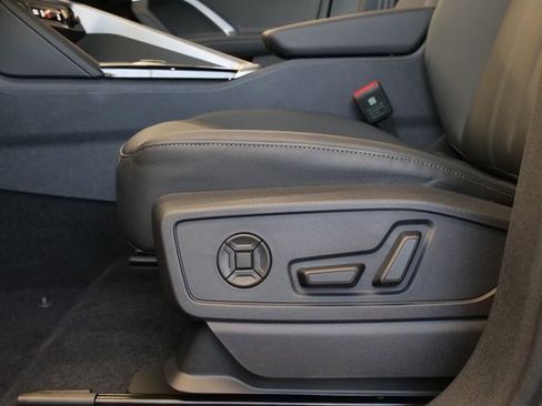 New 2025 Audi Q5 Premium image 11