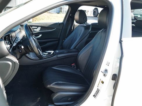 Used 2019 Mercedes-Benz E 300 image 7