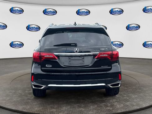Used 2018 Acura MDX w/ Technology & Entertainment AWD/4WD image 4