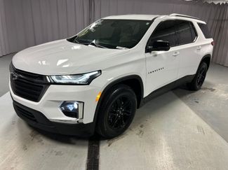 Used 2023 Chevrolet Traverse LS w/ Midnight/Sport Edition video 3