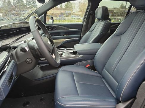 New 2025 Cadillac Escalade IQ Luxury 2 image 22