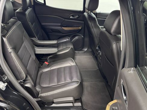 Used 2019 GMC Acadia Denali image 14
