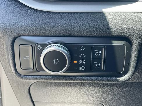 Certified 2023 Ford Explorer XLT w/ Equipment Group 202A RWD image 19