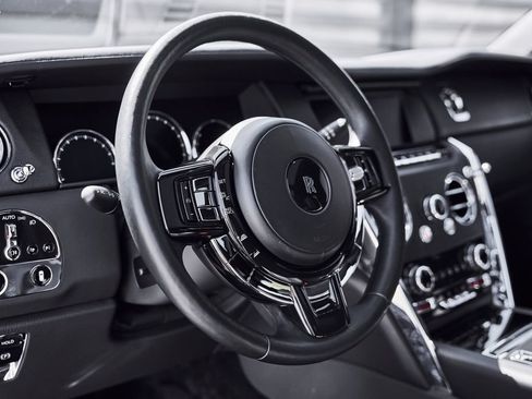 Used 2020 Rolls-Royce Cullinan AWD/4WD image 42