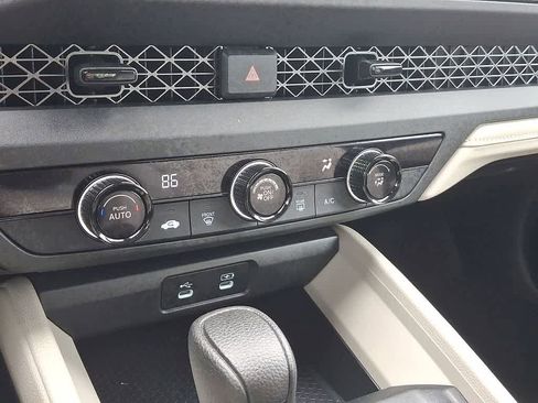 Certified 2025 Honda Accord LX image 19