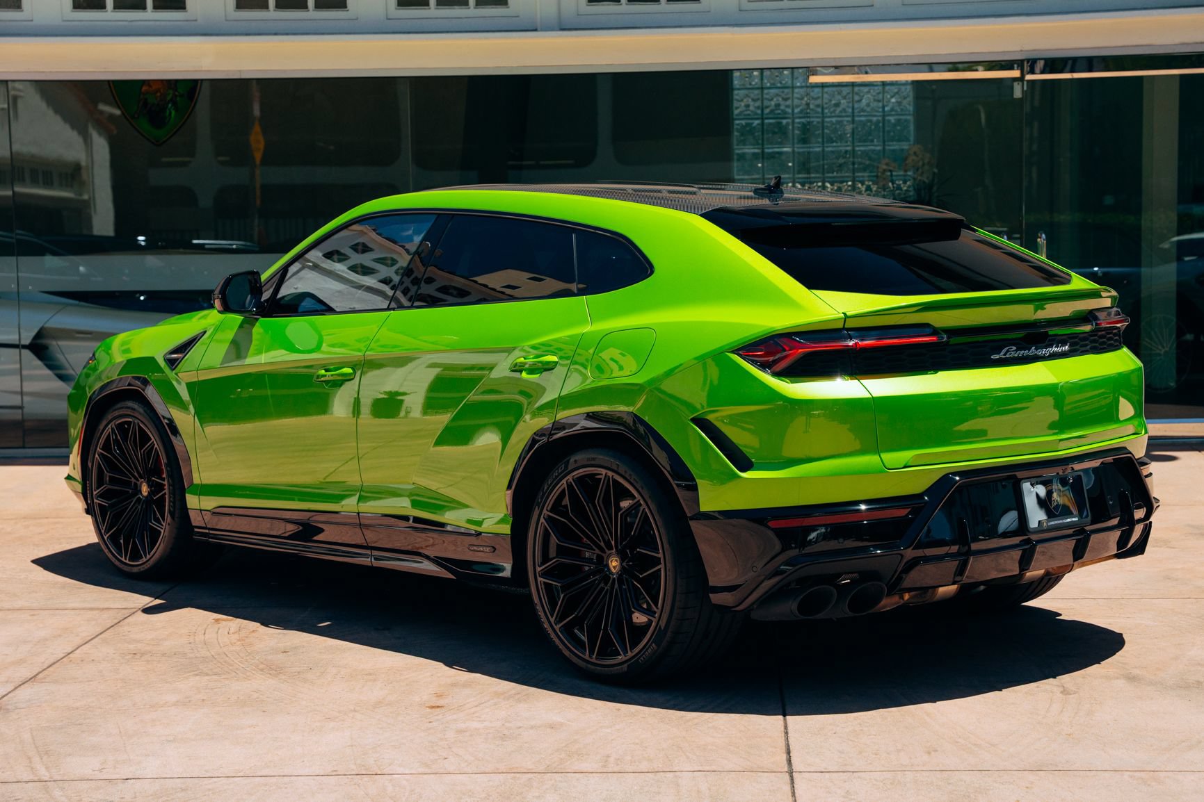 Used 2026 Lamborghini Urus SE AWD/4WD image 44