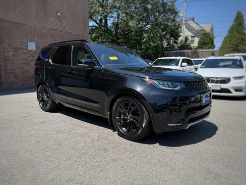 Used 2020 Land Rover Discovery Landmark AWD/4WD image 3