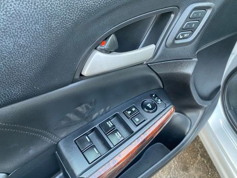 Used 2011 Honda Crosstour EX-L image 15