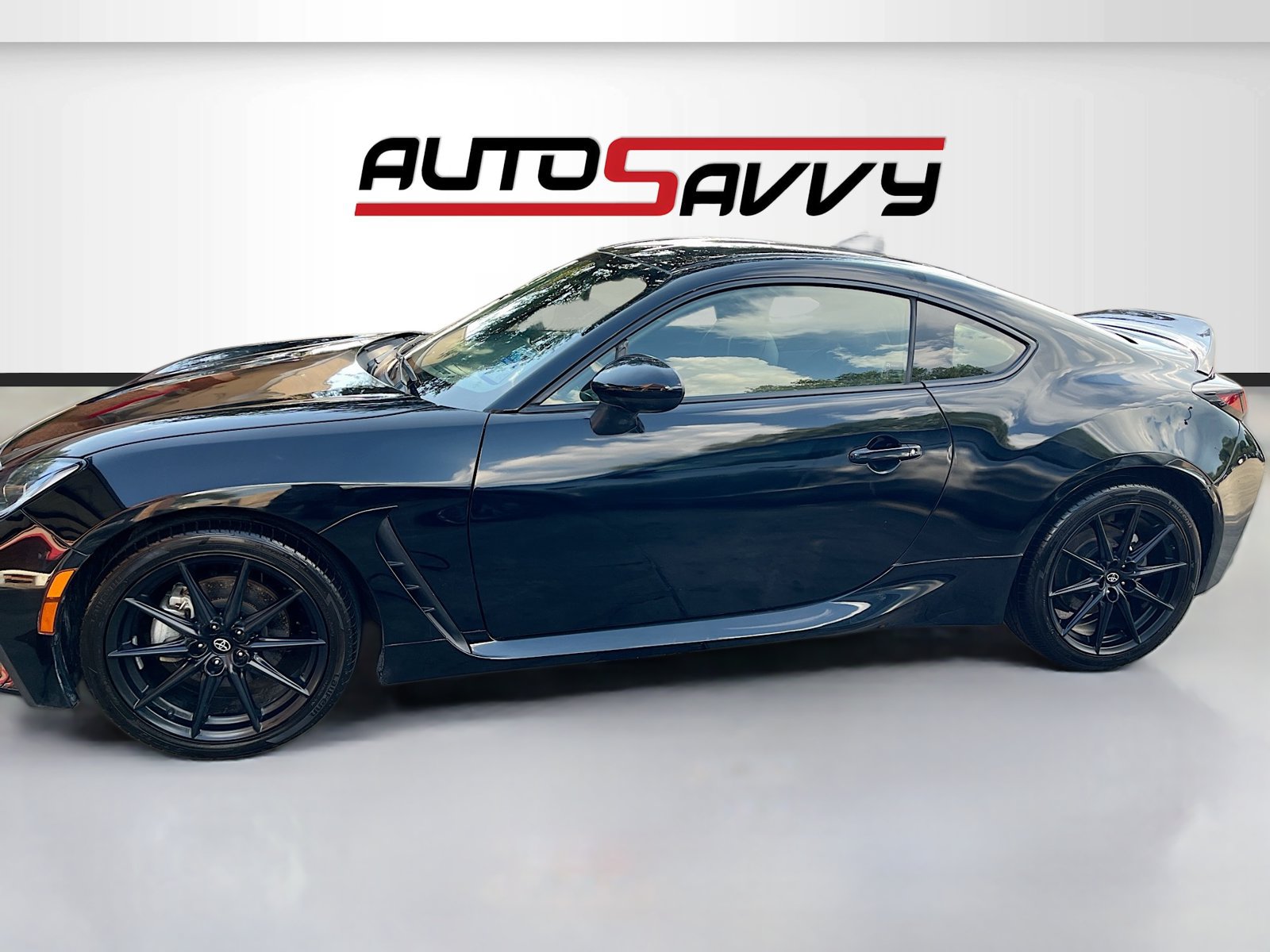 Used 2024 Toyota GR86 Premium RWD image 4