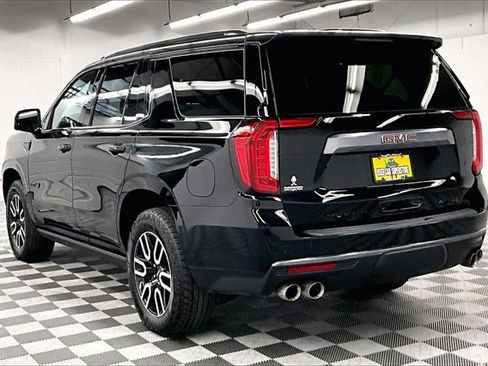 Used 2024 GMC Yukon AT4 image 2