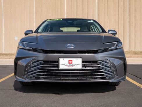 New 2026 Toyota Camry XLE image 3