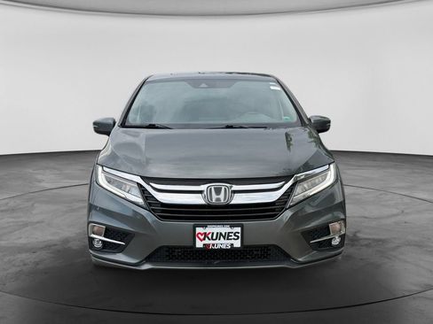 Used 2018 Honda Odyssey Touring image 3