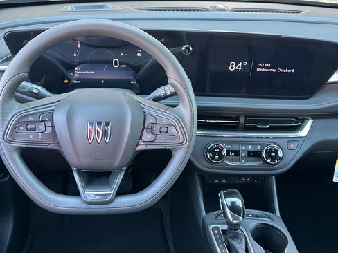 New 2026 Buick Envista Preferred image 13