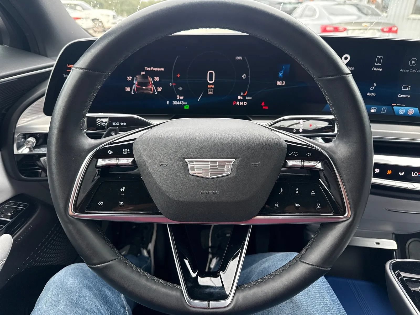 Used 2024 Cadillac Lyriq Sport RWD image 17