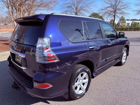 Used 2018 Lexus GX 460 image 12