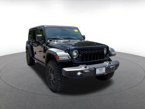 Used 2025 Jeep Wrangler Unlimited Sport S 4xe AWD/4WD image 3