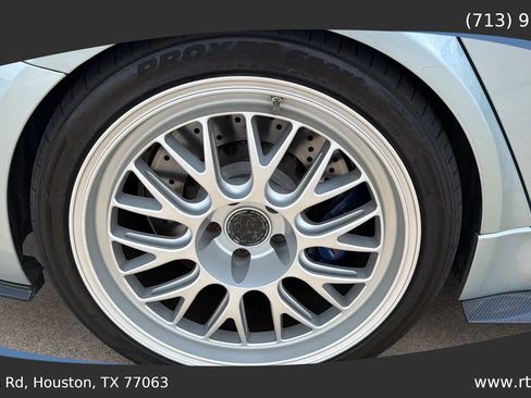 Used 2018 BMW M3 RWD image 12
