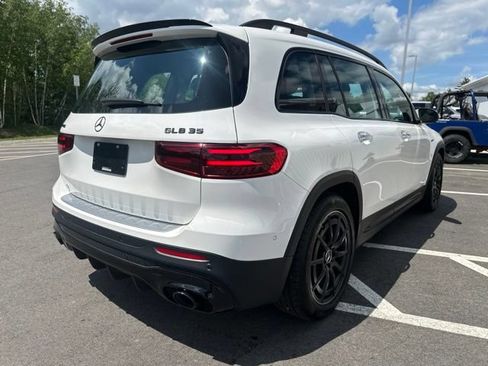 Used 2025 Mercedes-Benz GLB 35 AMG 4MATIC image 5