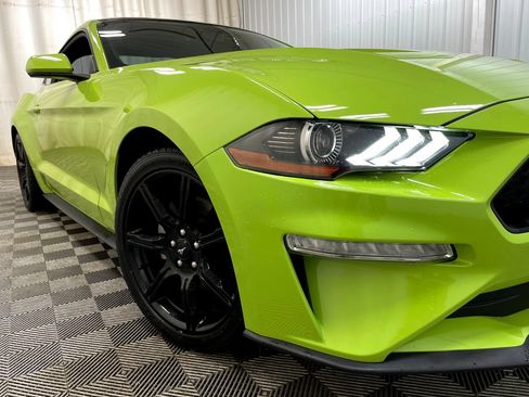 Used 2020 Ford Mustang Coupe w/ Equipment Group 101A RWD image 41