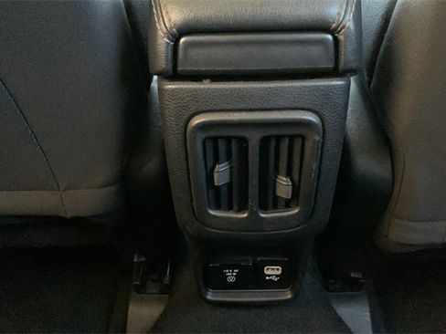 Used 2019 Jeep Compass Sport image 37