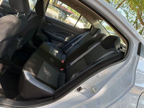 Used 2025 Nissan Versa SV image 34