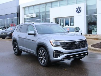New 2025 Volkswagen Atlas SEL Premium R-Line