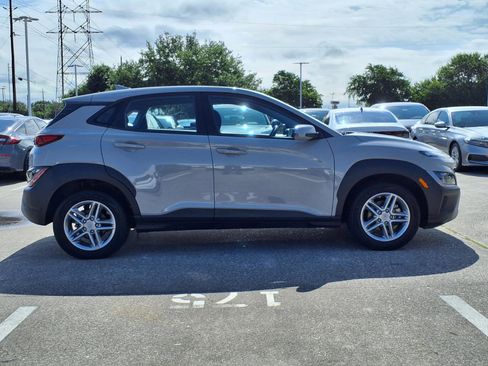 Used 2023 Hyundai Kona SE FWD image 25