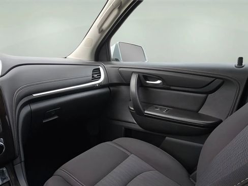 Used 2015 Chevrolet Traverse LT AWD/4WD image 17