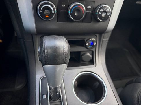Used 2012 Chevrolet Traverse LT AWD/4WD image 32